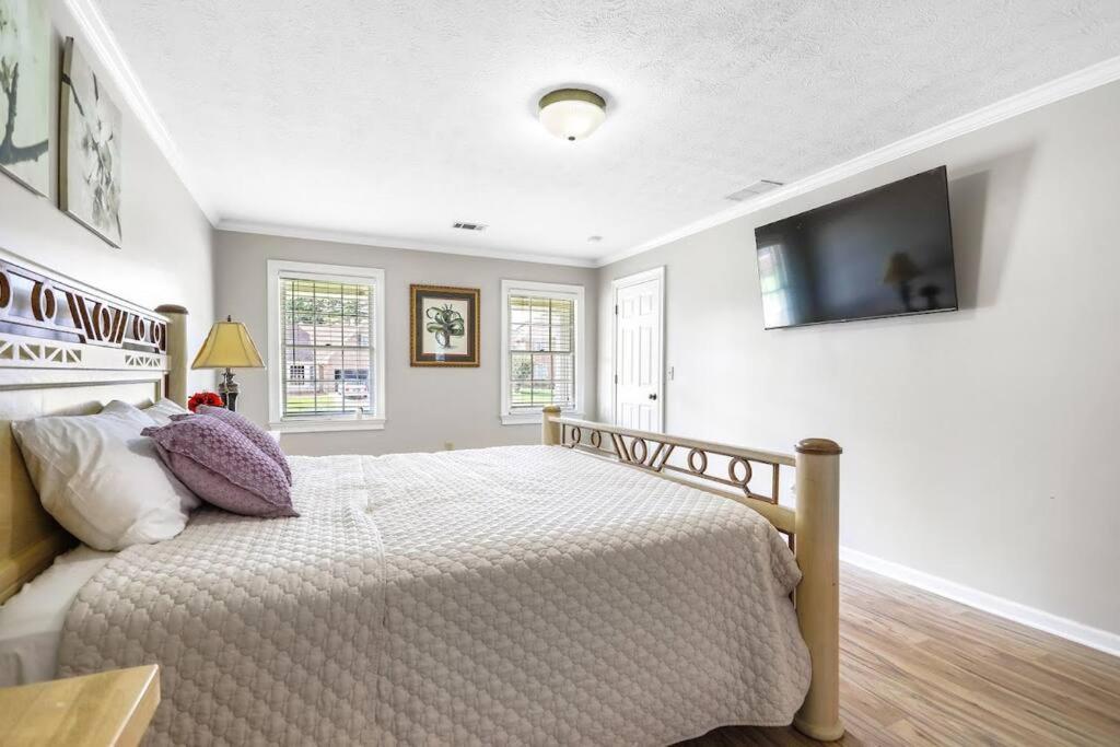 Lovely 5Bed, 3-Fullbath ! 5Min To Free Way I-85 Lawrenceville Exterior foto