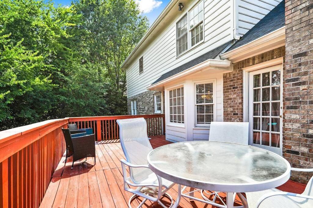 Lovely 5Bed, 3-Fullbath ! 5Min To Free Way I-85 Lawrenceville Exterior foto