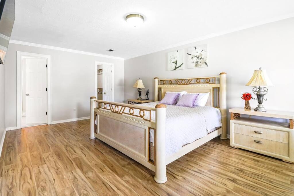 Lovely 5Bed, 3-Fullbath ! 5Min To Free Way I-85 Lawrenceville Exterior foto